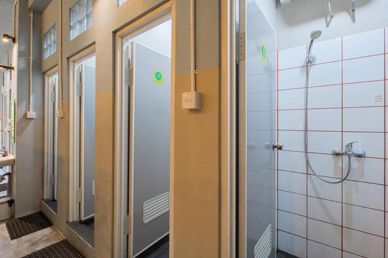 Kolo Kolo Hostel Kejayan Kültér fotó