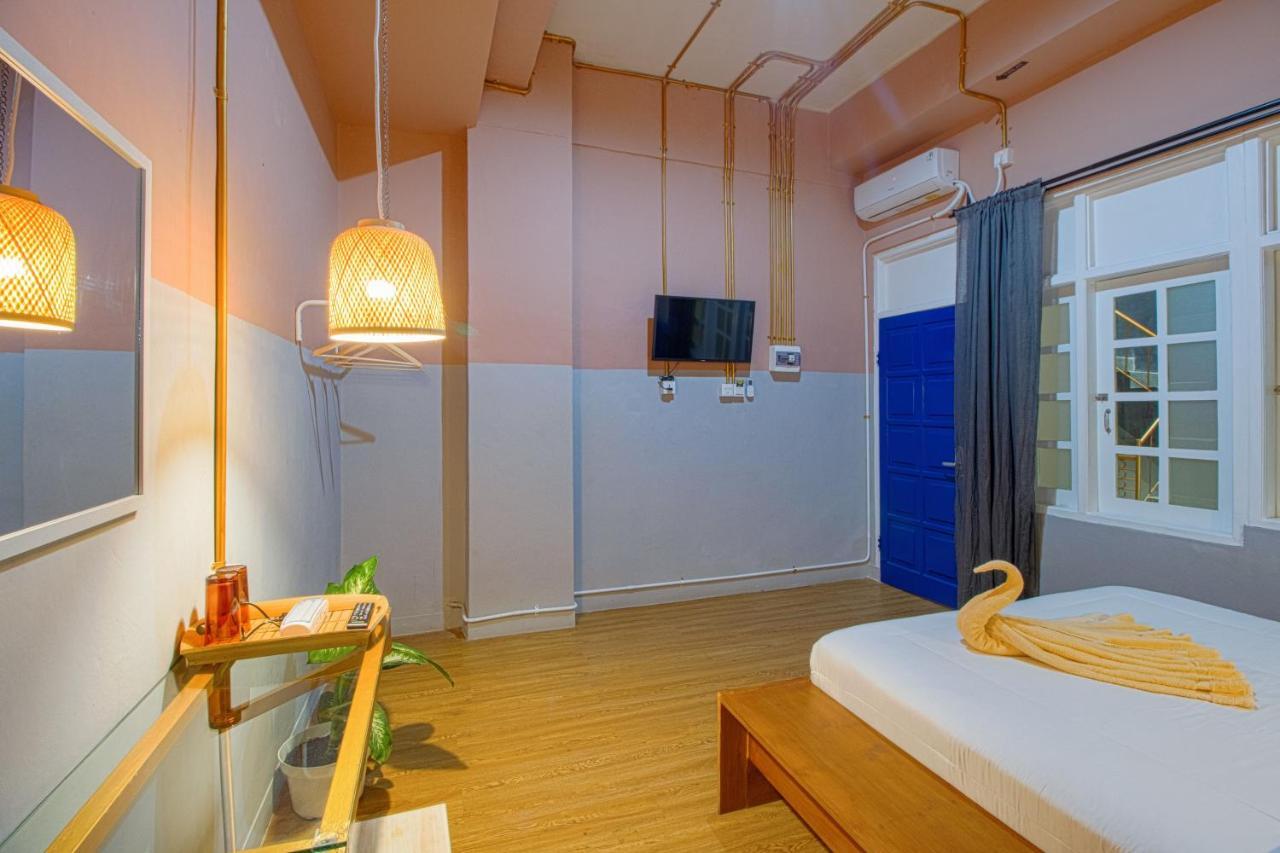 Kolo Kolo Hostel Kejayan Kültér fotó