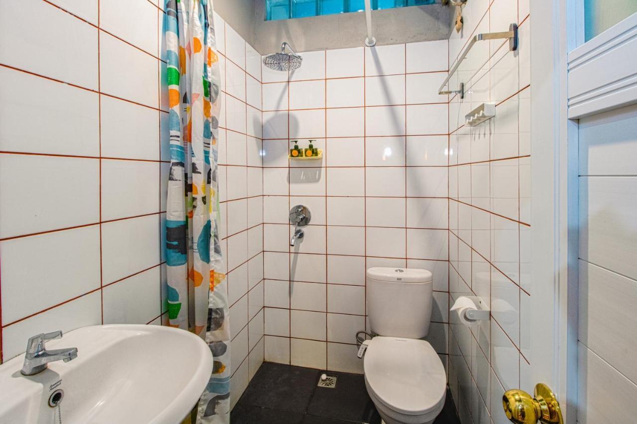 Kolo Kolo Hostel Kejayan Kültér fotó